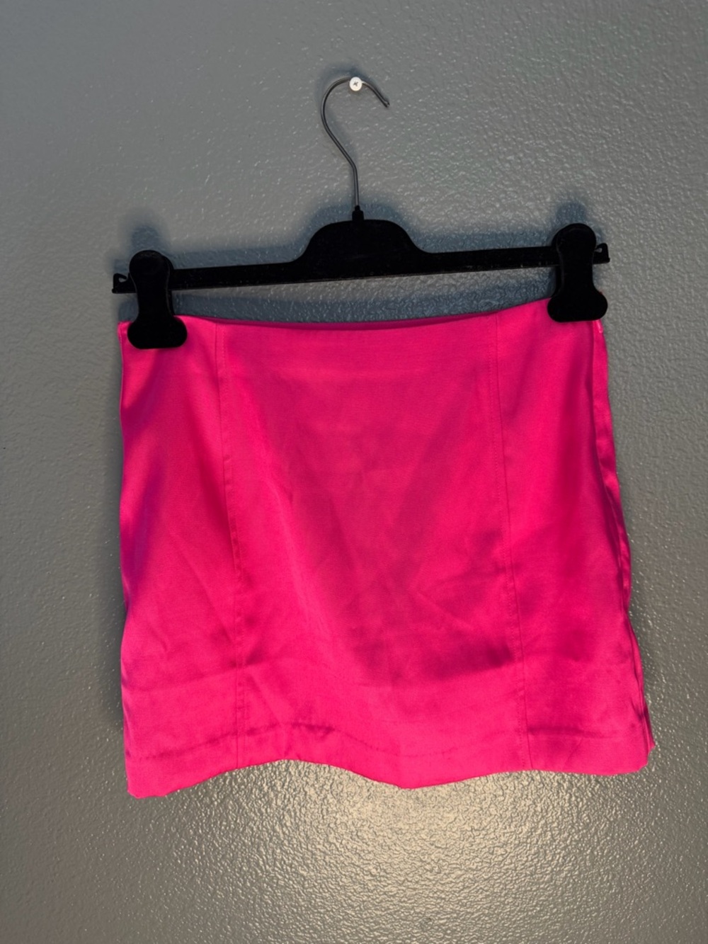 H&M Bright Hot Pink Mini Skirt